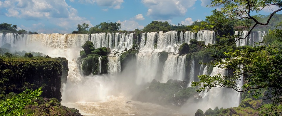 Foz do Iguaçu & Iguazú Falls • One Sick Dream